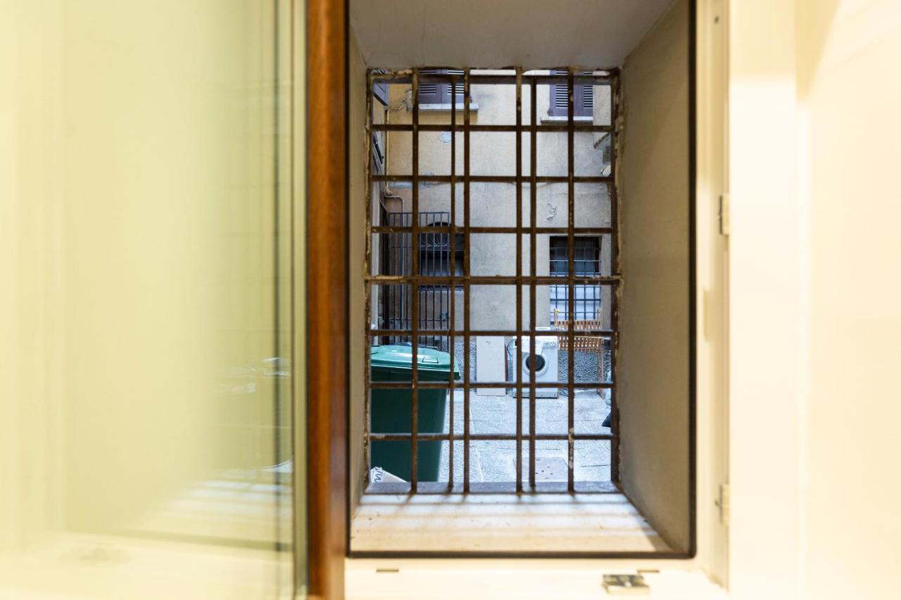 Domus Ticinese Apartment Milano Exterior foto